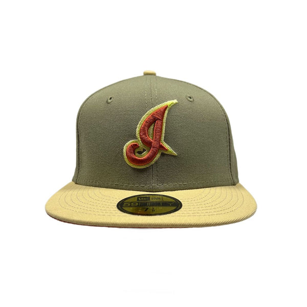 New Era Cleveland Indians Fitted Olive/Sand Sz. 7 1/8