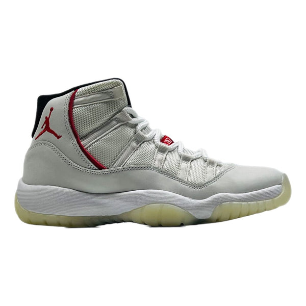 Jordan 11 Platinum Tint Sz. 6Y